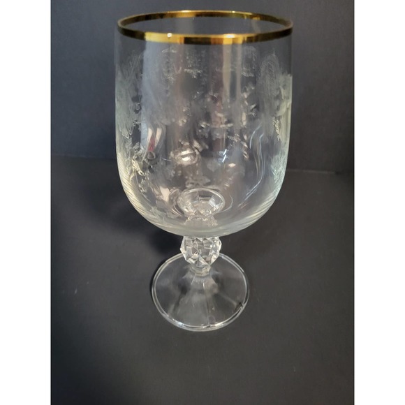 Vintage Etched 6.5" Wine Water 12 oz. Glass Goblet with 22 Karat Rim - Picture 4 of 8